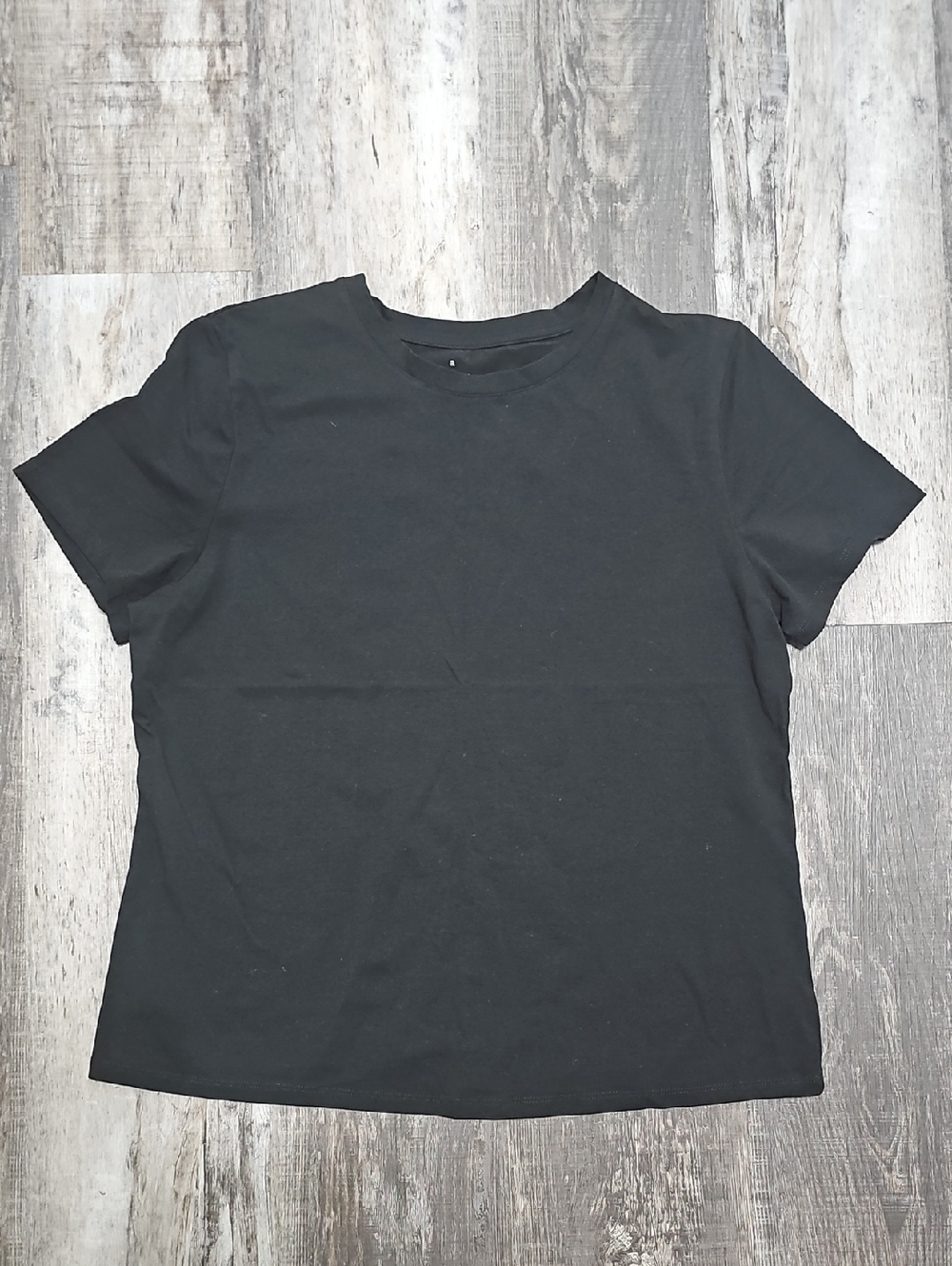 a new day Black Short Sleeve Crewneck Tee Large